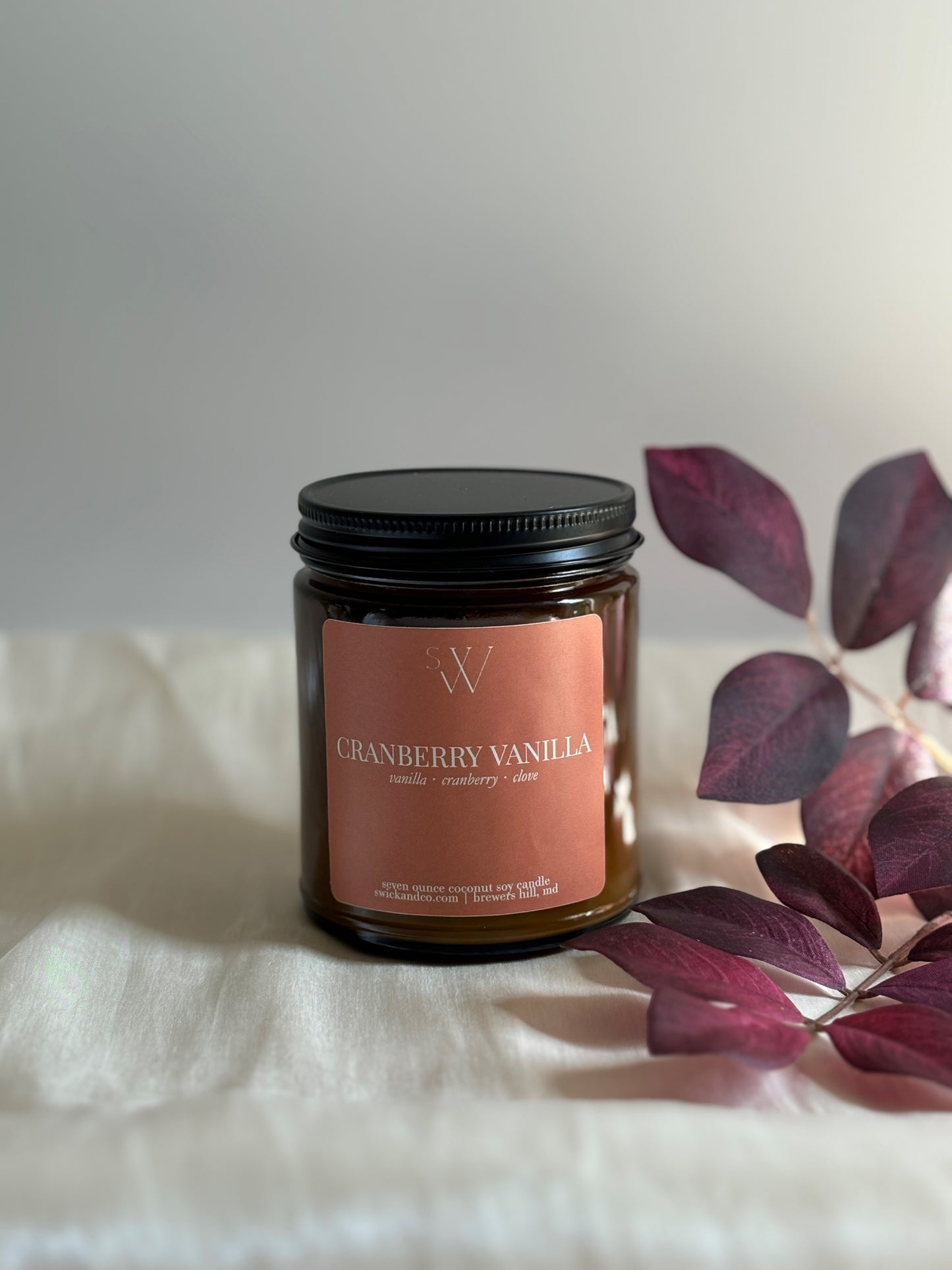 Cranberry Vanilla - 7oz Coconut Soy Candle