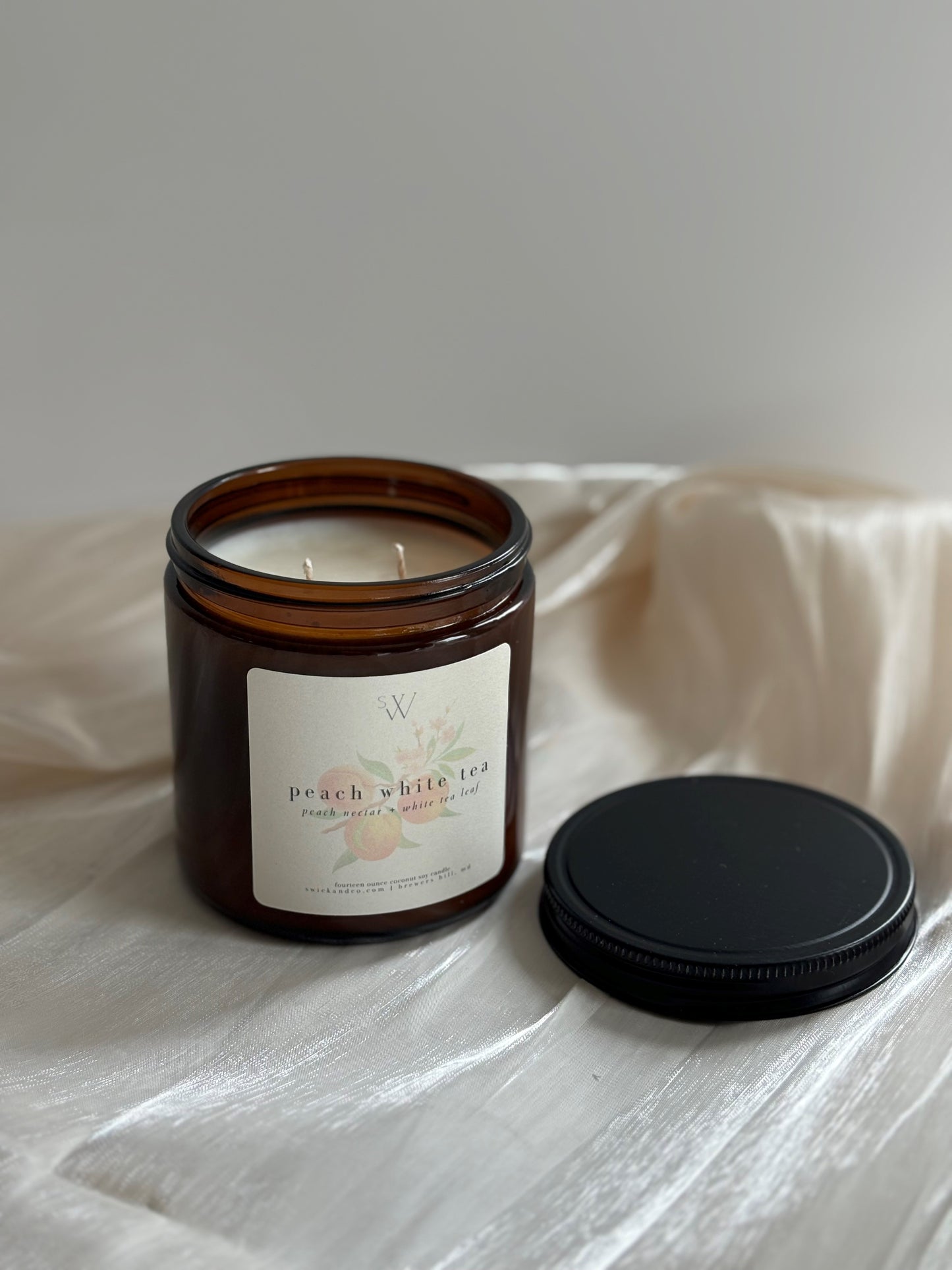 Peach White Tea - Large 14oz Coconut Soy Candle